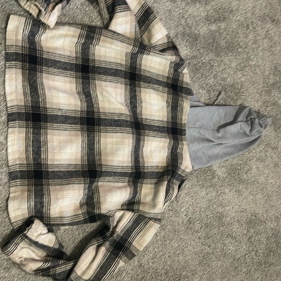 Flannel - Picture 3 of 3